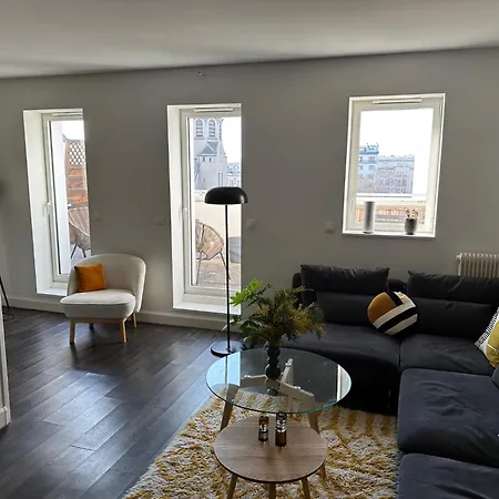 Tour Eiffel Apartment *